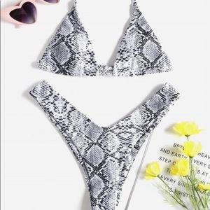 Snakeskin Leopard High Cut Bikini Set - SIZE M